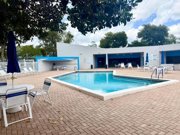 Lime Bay, 9081 Lime Bay Blvd #115, Tamarac, Florida 33321, image 1