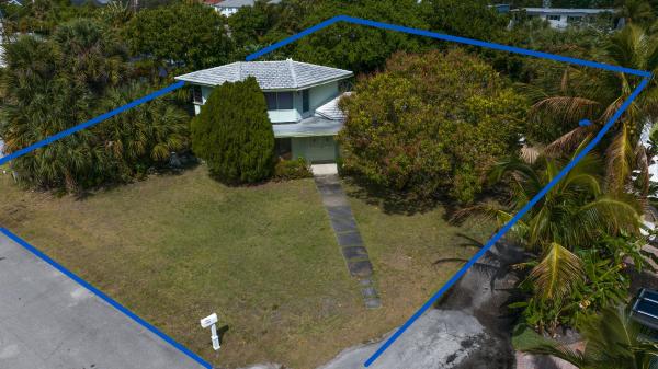 Yacht Harbor Estates, 1260 N Harbor Dr, Riviera Beach, Florida 33404, image 2