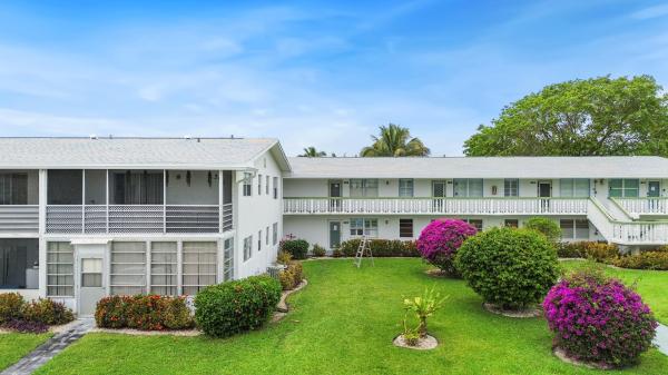 392 Markham R, Deerfield Beach, Florida 33442, image 1