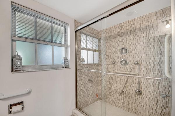 La Bonne Vie, 3475 S Ocean Blvd #1160, Palm Beach, Florida 33480, image 3