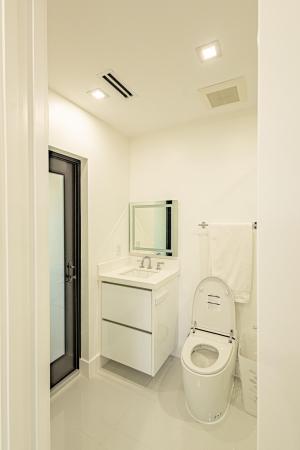 Belvedere Court, 807 Hollywood Pl, West Palm Beach, Florida 33405, image 1