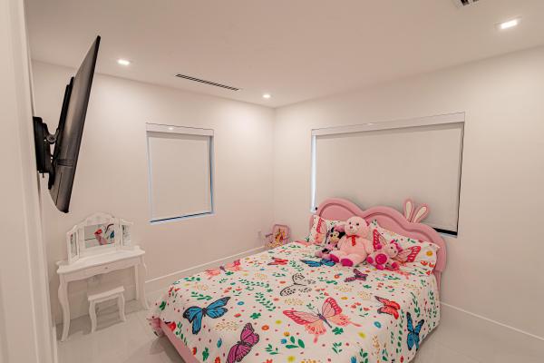 Belvedere Court, 807 Hollywood Pl, West Palm Beach, Florida 33405, image 1