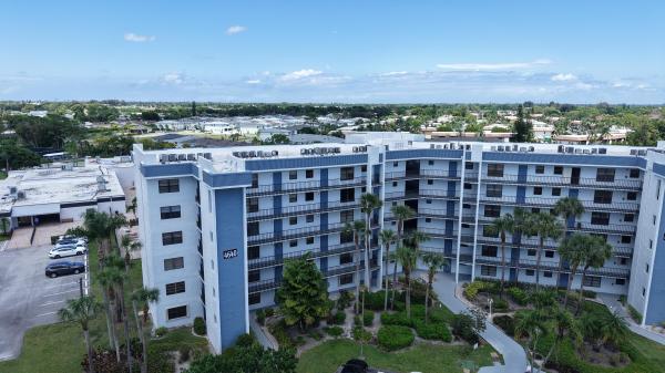 4640 W Lucerne Lakes Blvd #404, Lake Worth, Florida 33467, image 1