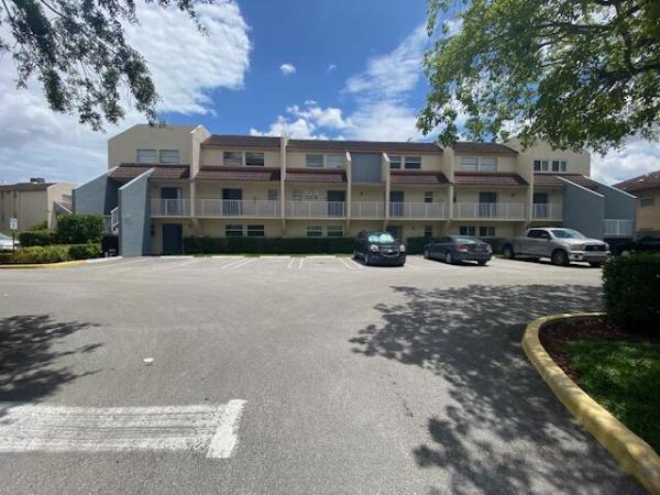 Coral Springs Estates, 3751 NW 115th Way #4-3, Coral Springs, Florida 33065, image 1