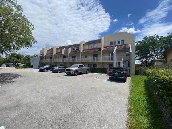 Coral Springs Estates, 3751 NW 115th Way #4-3, Coral Springs, Florida 33065, image 2
