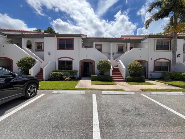 Lake Shore Heights, 12268 Sag Harbor Ct #3, Wellington, Florida 33414, image 1