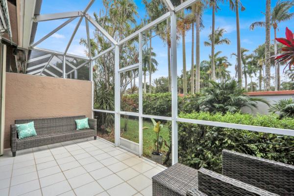 Palm Isles West, 9531 Crescent View Dr N, Boynton Beach, Florida 33437, image 3