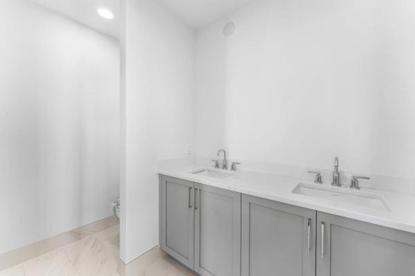 182 Lake Dr #5-101, Palm Beach Shores, Florida 33404, image 2