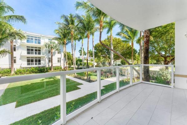 182 Lake Dr #5-101, Palm Beach Shores, Florida 33404, image 1
