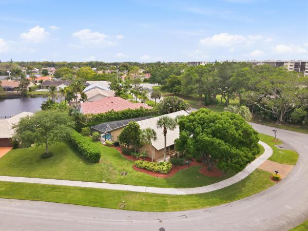 The Pines Of Deer Creek, 2490 Deer Creek Lob Lolly Ln, Deerfield Beach, Florida 33442, image 3