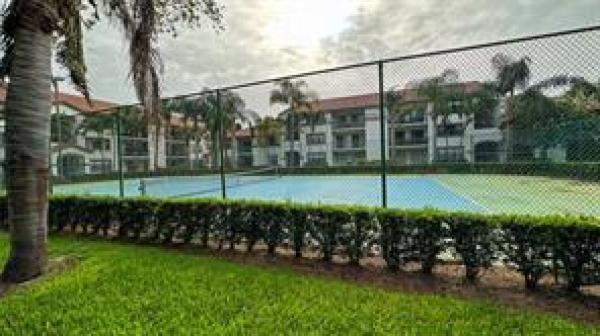 Hollywood Parc, 630 S Park Rd #21-3, Hollywood, Florida 33021, image 1
