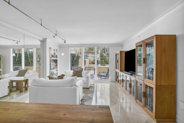 Palmetto Place, 99 SE Mizner Blvd #612, Boca Raton, Florida 33432, image 2
