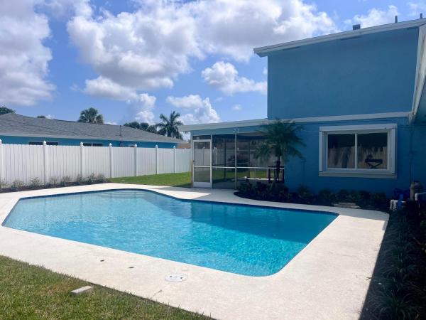 Palm Beach Gardens No HOA, 3905 Flag Dr, Palm Beach Gardens, Florida 33410, image 1