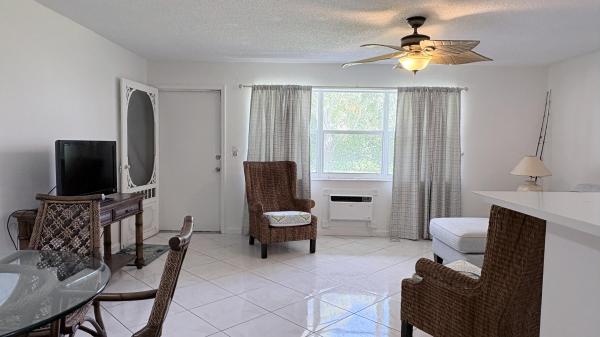 Sterling Village, 200 Horizons W #102, Boynton Beach, Florida 33435, image 1