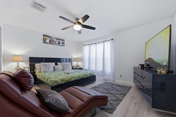 Tahoe At Lakes Of Laguna, 4162 Winnipeg Way, West Palm Beach, Florida 33409, image 1