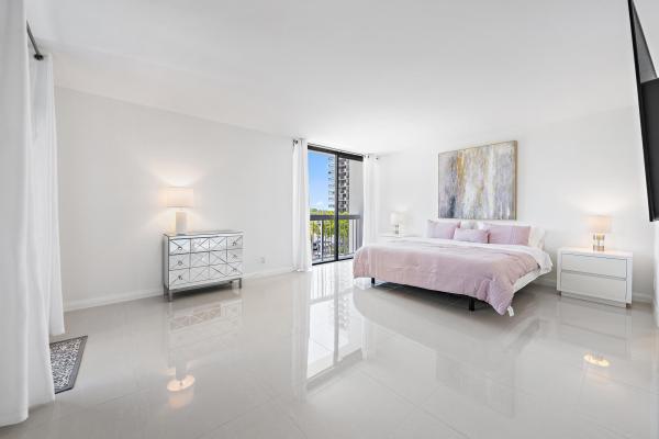 Old Port Cove Tower West, 123 Lakeshore Dr #445, North Palm Beach, Florida 33408, image 3