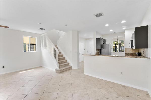 San Remo Townhomes, 6051 SW 19th Ct, North Lauderdale, Florida 33068, image 3