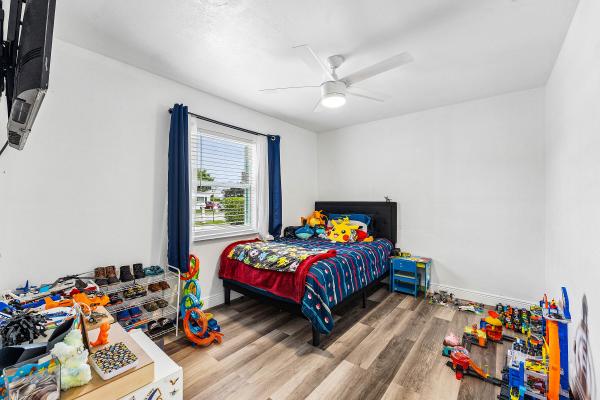 Greenacres No HOA, 522 Jackson Ave, Greenacres, Florida 33463, image 2