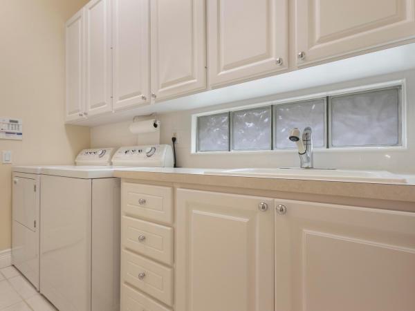 8292 Dominica Pl, Wellington, Florida 33414, image 2