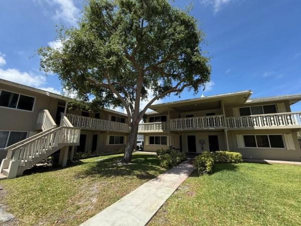 265 SW 7th St #4, Boca Raton, Florida 33432, image 1