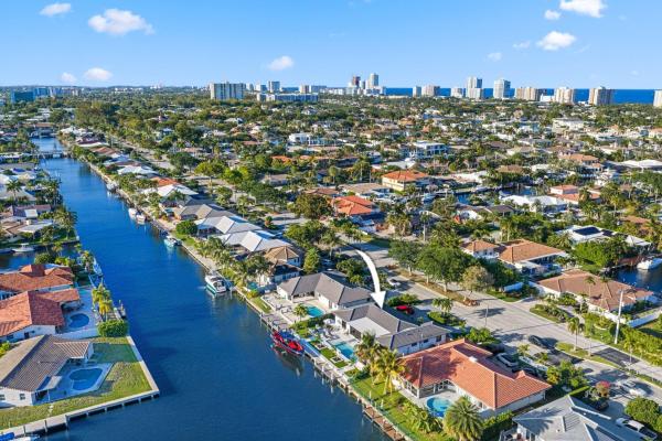 Lake Estates, 5641 Bayview Dr, Fort Lauderdale, Florida 33308, image 1