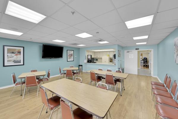 Sunrise Lakes 4, 2503 N Nob Hill Rd #101, Sunrise, Florida 33322, image 1