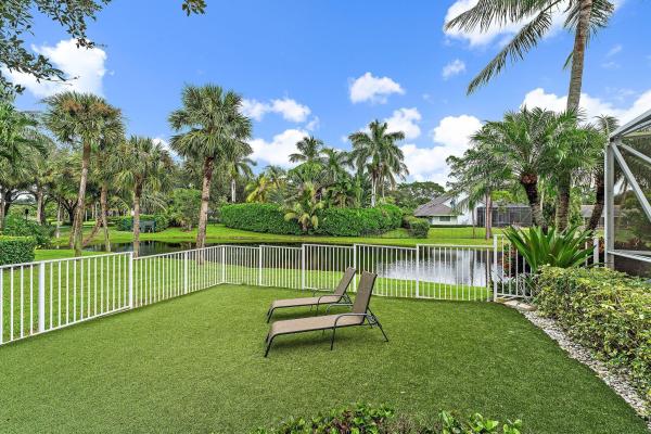 18647 SE Lakeside Dr, Jupiter, Florida 33469, image 1