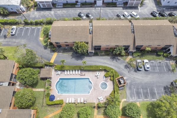 Villa Valencia, 50 SE 12th St #2260, Boca Raton, Florida 33432, image 1