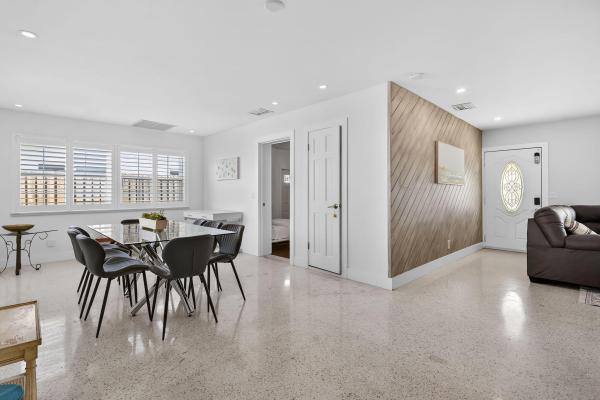 Shorewood, 1123 SE 2nd Ave, Deerfield Beach, Florida 33441, image 2