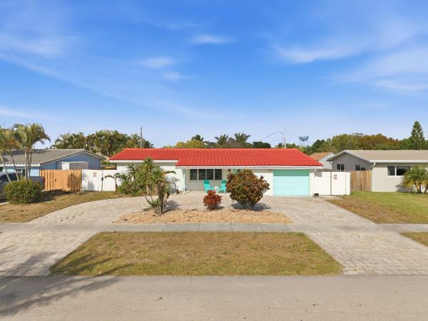 Shorewood, 1123 SE 2nd Ave, Deerfield Beach, Florida 33441, image 3