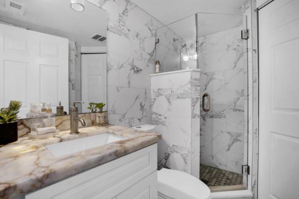 Banyan Lake, 8291 Thames Blvd #C, Boca Raton, Florida 33433, image 1