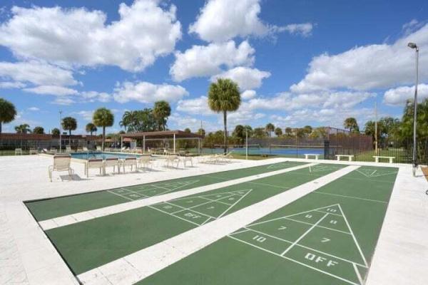 Fernley 2 At Cresthaven Townhomes, 5775 W Fernley Dr Dr #134, West Palm Beach, Florida 33415, image 3
