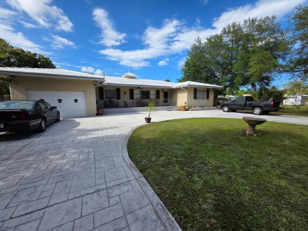 Country Club Estates, 4011 SW 2nd St, Plantation, Florida 33317, image 3
