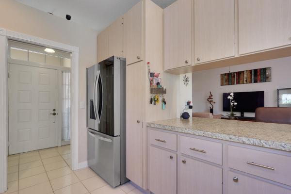 Sun Terrace At Lake Catherine, 1071 Bedford Ave, Palm Beach Gardens, Florida 33403, image 3