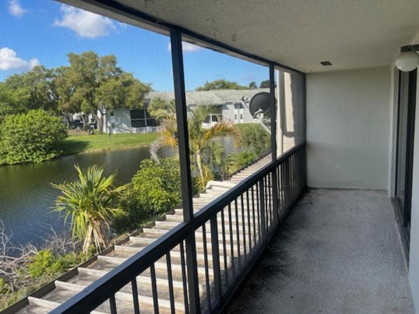 Courts Of Inverrary, 6563 Racquet Club Dr #124, Lauderhill, Florida 33319, image 1