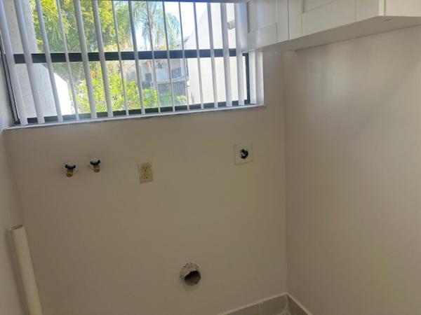 Courts Of Inverrary, 6563 Racquet Club Dr #124, Lauderhill, Florida 33319, image 2