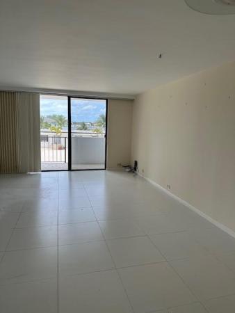 Admirality, 1208 Marine Way #108, North Palm Beach, Florida 33408, image 2