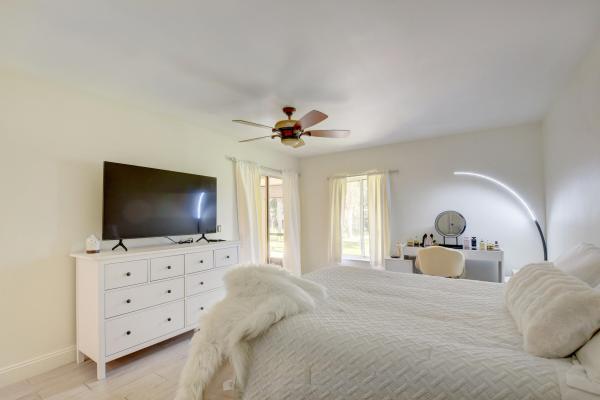 Versailles Court At The Fountains Country Club, 4666 S Fountains Dr #124, Lake Worth, Florida 33467, image 3