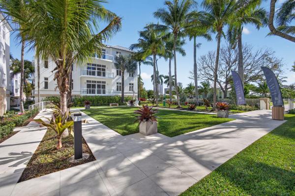 182 Lake Dr #5-301, Palm Beach Shores, Florida 33404, image 1
