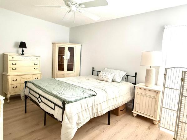 The Landings At Aberdeen, 5558 Parkwalk Cir E, Boynton Beach, Florida 33472, image 2