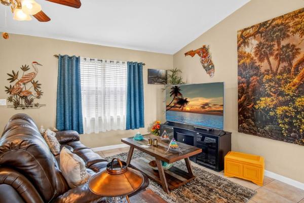 Palm Trails, 1146 SW Del Rio Blvd, Port St. Lucie, Florida 34953, image 1