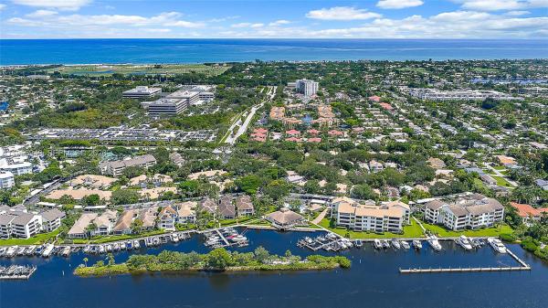 Grand Bay At Oak Harbour, 32 Grand Bay Cir, Juno Beach, Florida 33408, image 1