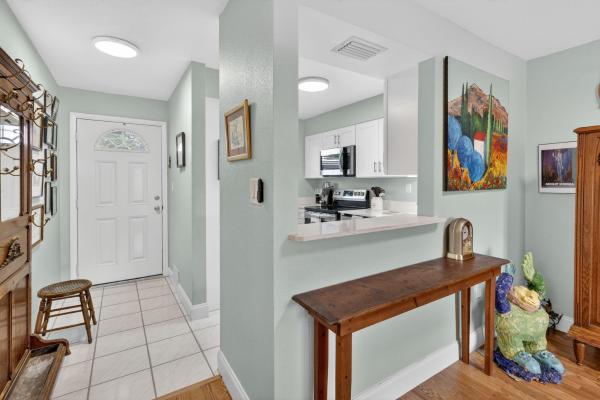 The Colonnades, 1176 Bayshore Dr #205, Fort Pierce, Florida 34949, image 1