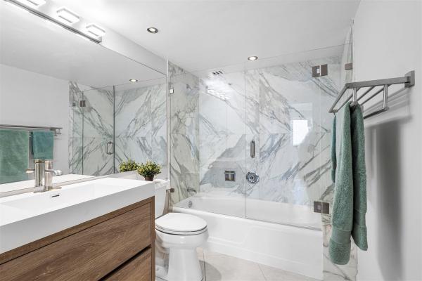 Maya Marca, 3000 Holiday Dr #1104, Fort Lauderdale, Florida 33316, image 1