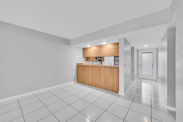 Whitehall 2 Of Pine Island Ridge, 1713 Whitehall Dr #103, Davie, Florida 33324, image 3