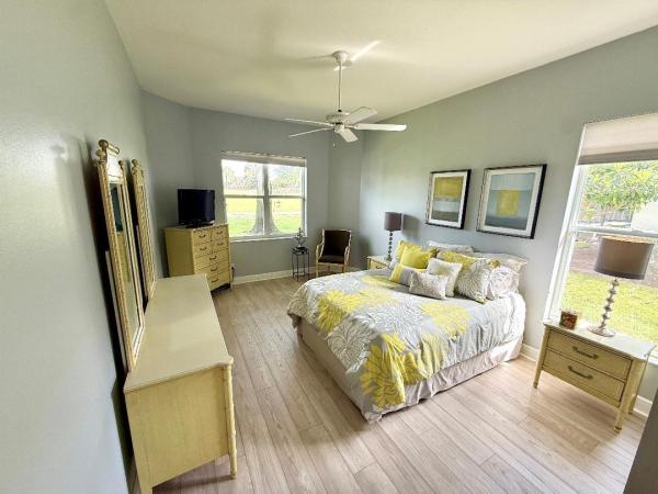 Country Club Estates Parc, 1305 SW Bent Pine Cv, Port St. Lucie, Florida 34986, image 2