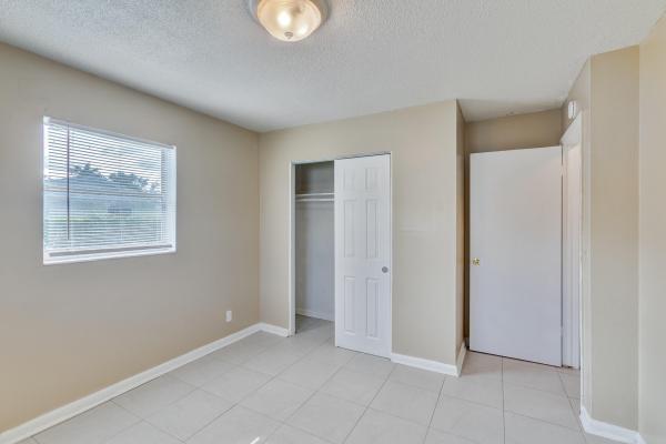 Park Manor, 451 Silver Beach Rd #1, Riviera Beach, Florida 33403, image 3