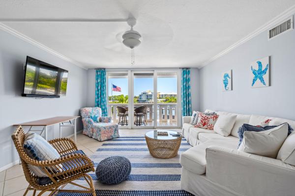 South Sea Islander, 231 E Lantana Rd #203, Lantana, Florida 33462, image 1