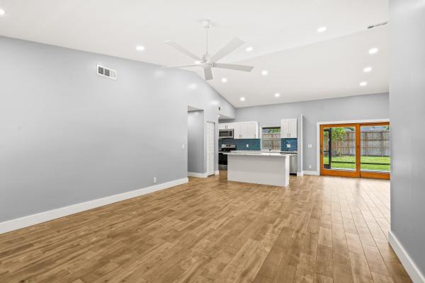 Sky Lake, 1146 NW 10th St, Boynton Beach, Florida 33426, image 2