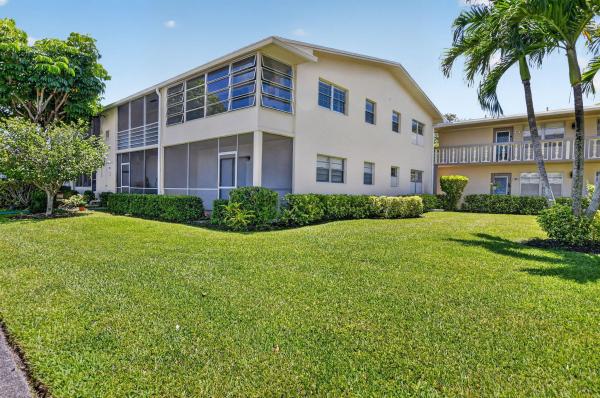 Tilford, 492 W Tilford, Deerfield Beach, Florida 33442, image 3